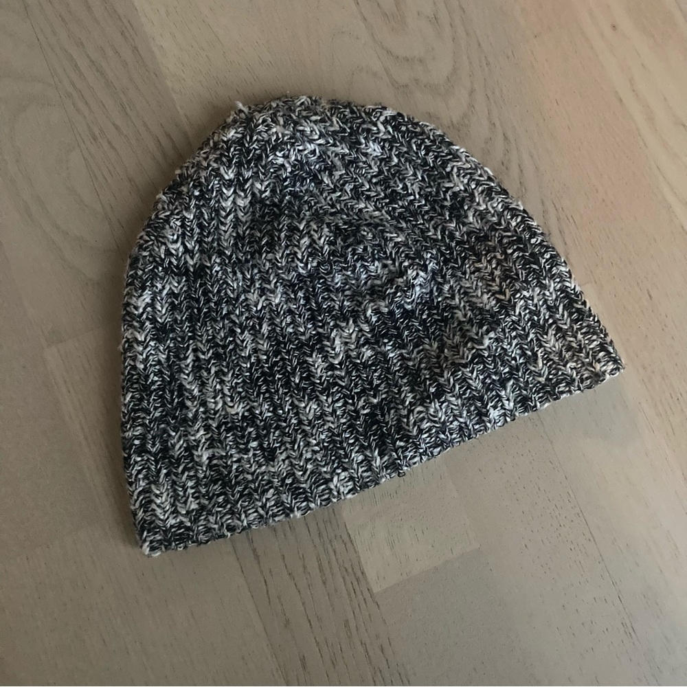 🌻5 for $10 bundle🌻 Beanie